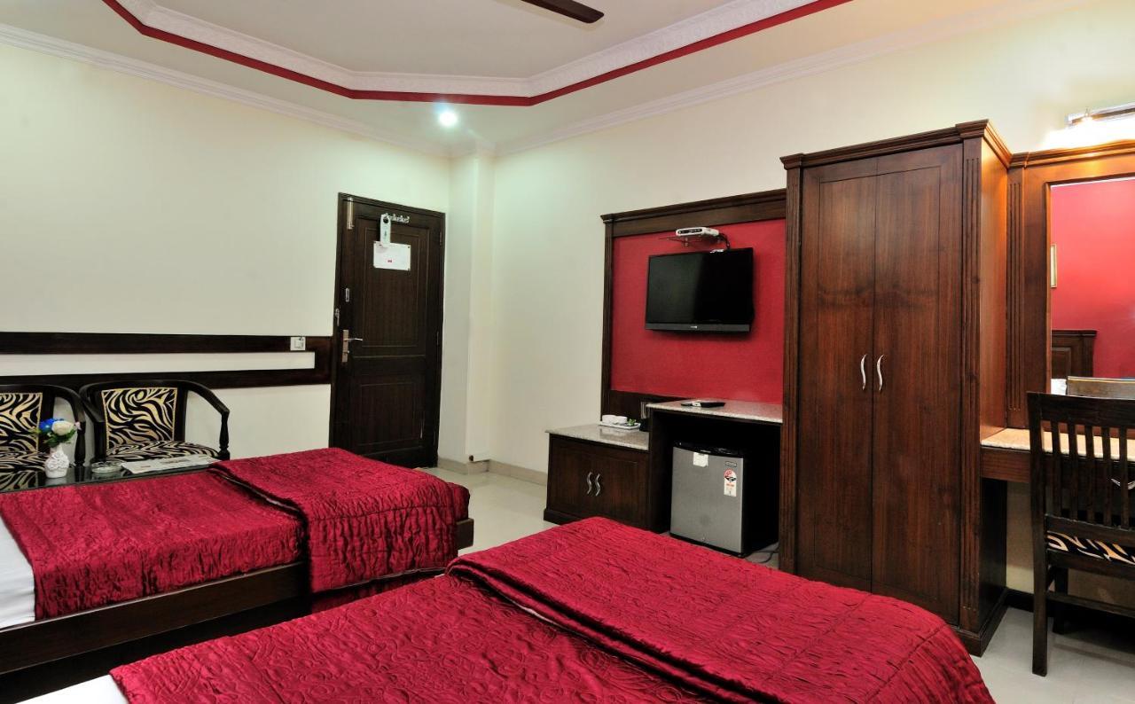 Hotel Maharaja Residency Jalandhar Exterior foto